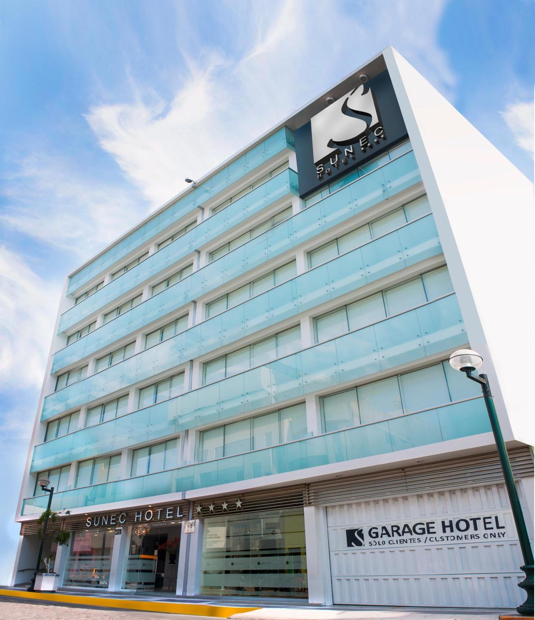 Sunec Hotel 치클라요 외부 사진