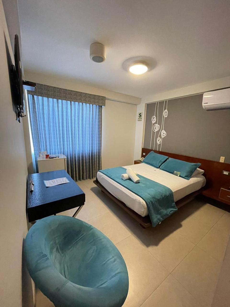 Sunec Hotel 치클라요 외부 사진