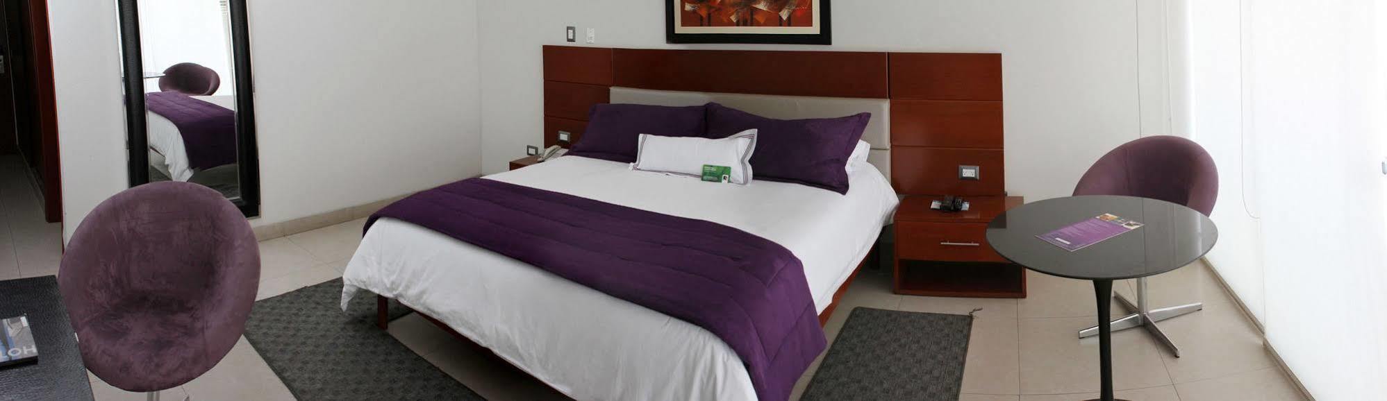 Sunec Hotel 치클라요 외부 사진